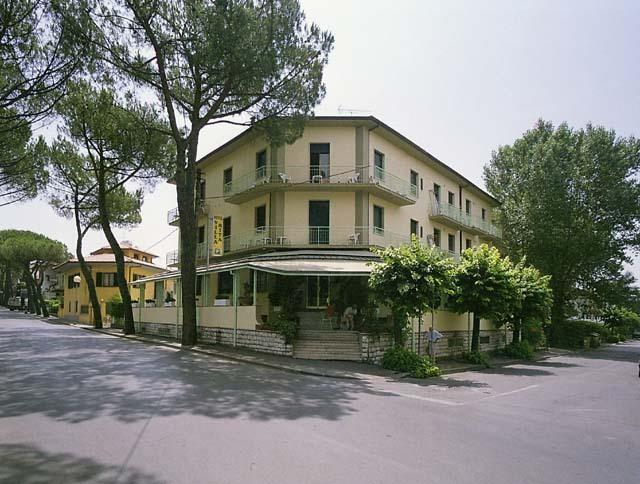 Hotel Villa Rita Montecatini Terme Exterior photo